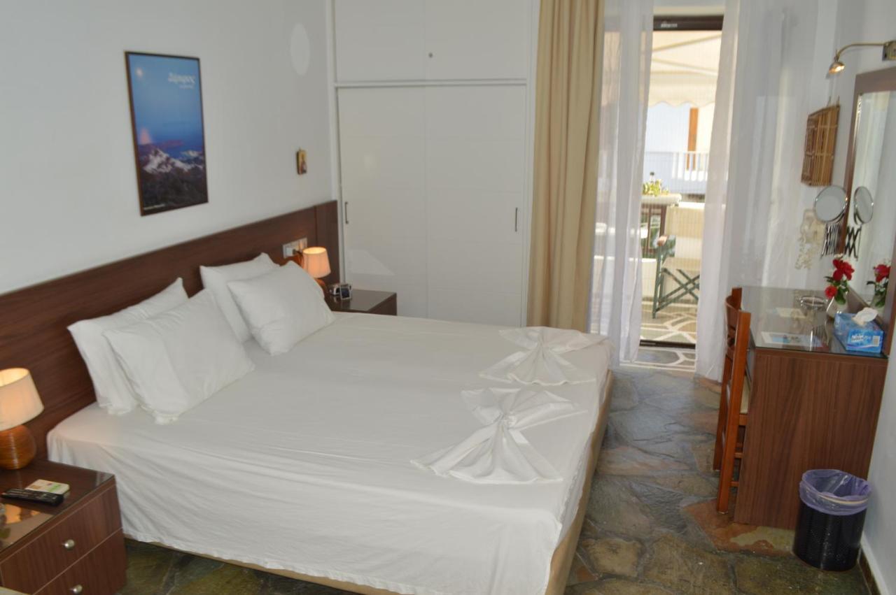 Pergola Aparthotel Livádi Kültér fotó